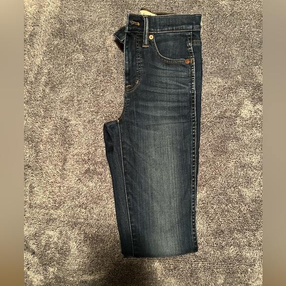 Madewell High-Rise Skinny Jeans in Danny Wash: TENCEL™ Denim Edition - Picture 2 of 9